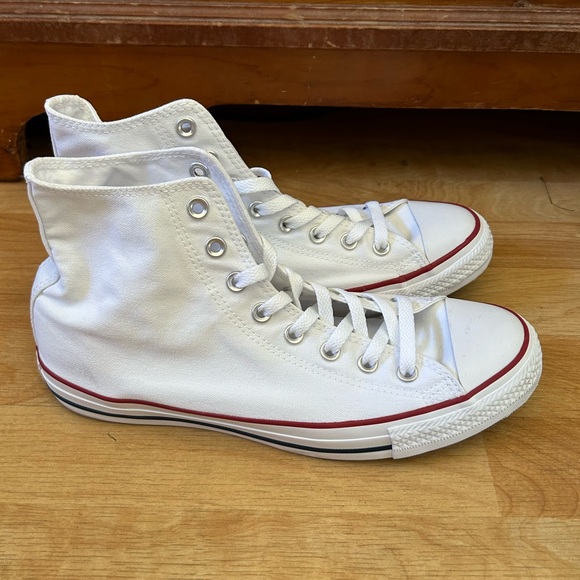 Men’s Converse Chuck Taylor All Star size 9.5 - Picture 3 of 4